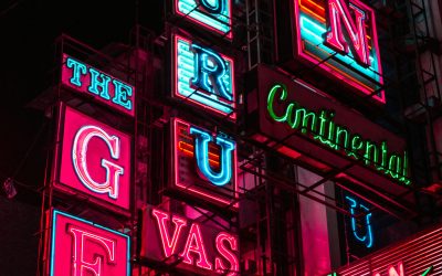 Five examples of illuminated signage for businesses